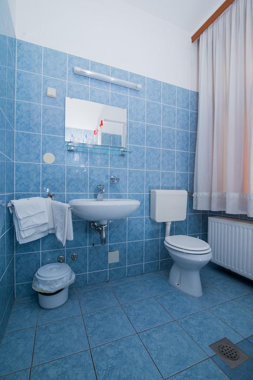 Garni Hotel Vila Ana Rogaska Slatina Phòng bức ảnh
